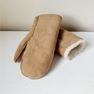 hudsons bay canada sheepskin shearling mittens